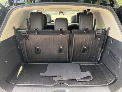 Used 2024 Nissan Pathfinder Platinum w/ Cargo Package AWD/4WD image 17
