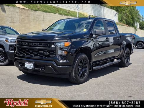 Used 2025 Chevrolet Silverado 1500 Custom w/ Turbomax Blackout Package RWD image 1