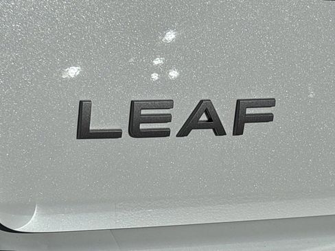 New 2026 Nissan Leaf Platinum+ image 5