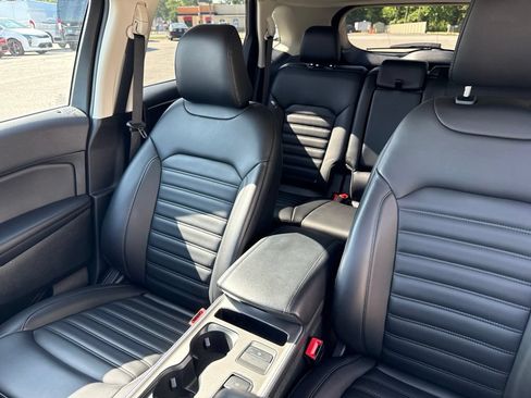 Used 2024 Ford Edge SEL w/ Convenience Package AWD/4WD image 53