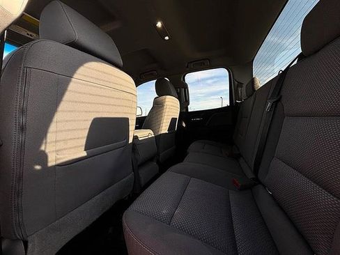 Used 2018 Chevrolet Silverado 1500 Custom w/ Custom Value Package image 32