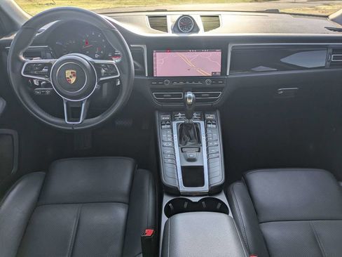 Used 2021 Porsche Macan image 15