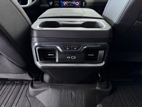 Certified 2025 GMC Sierra 2500 SLT w/ SLT Premium Package AWD/4WD image 29