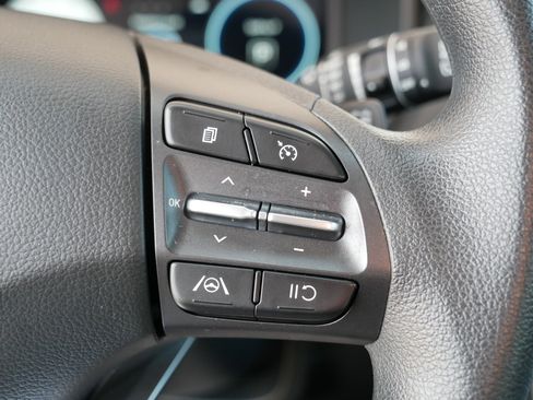 Used 2023 Hyundai Kona SE w/ Cargo Package FWD image 29