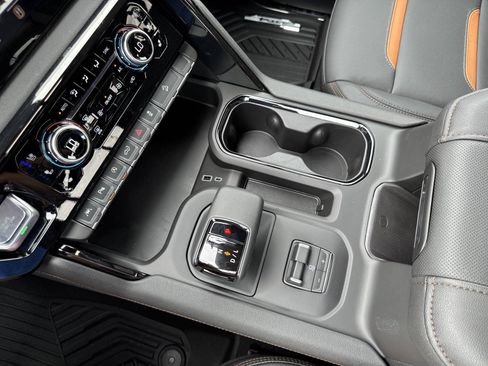 New 2026 GMC Sierra 1500 AT4 w/ AT4 Premium Package AWD/4WD image 26