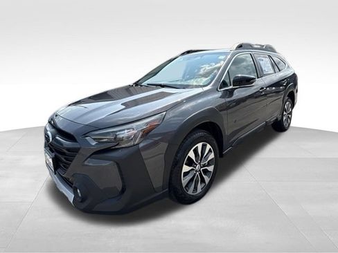 Used 2023 Subaru Outback Limited XT AWD/4WD image 3