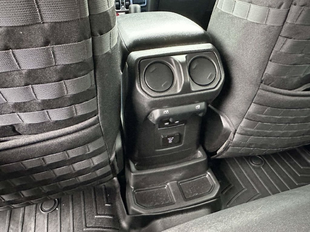 Used 2022 Jeep Wrangler Unlimited Rubicon 4xe AWD/4WD image 12