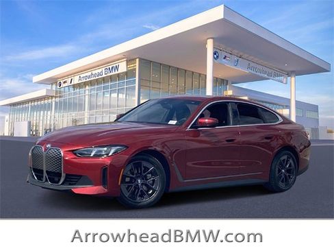 Used 2025 BMW i4 eDrive40 image 1