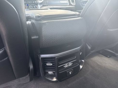 Used 2024 RAM 1500 Laramie AWD/4WD image 24