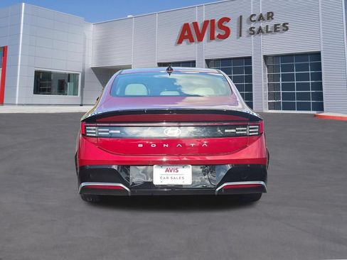 Used 2025 Hyundai Sonata SEL FWD image 7