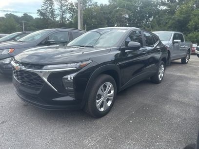 Used 2025 Chevrolet Trax LS