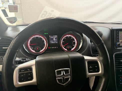 Used 2019 Dodge Grand Caravan GT image 13
