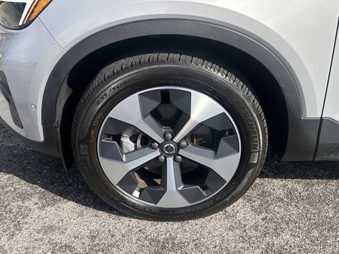 Used 2023 Volvo XC40 B5 Plus w/ Driver Assist Package image 21