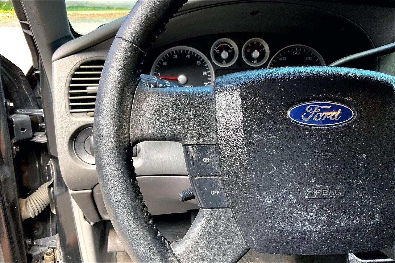 Used 2007 Ford Ranger STX RWD image 9