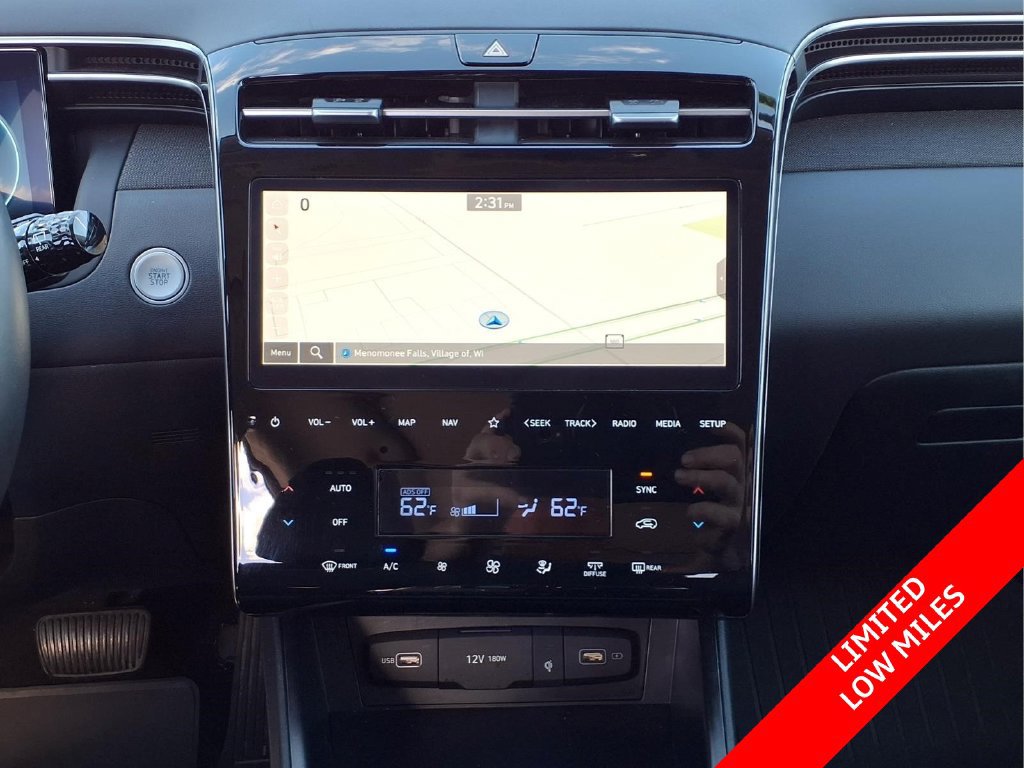 Used 2024 Hyundai Tucson Limited AWD/4WD image 14