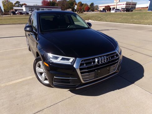 Used 2019 Audi Q5 2.0T Premium Plus w/ Premium Plus Package image 11