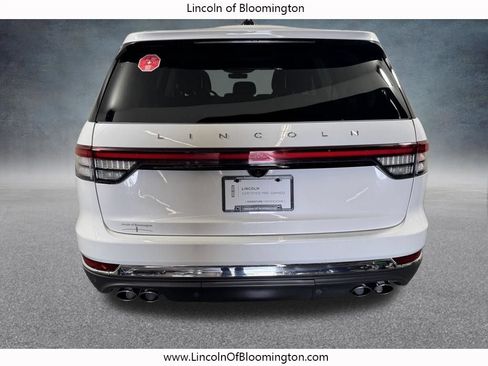 Used 2025 Lincoln Aviator Reserve w/ Equipment Group 201A AWD/4WD image 9