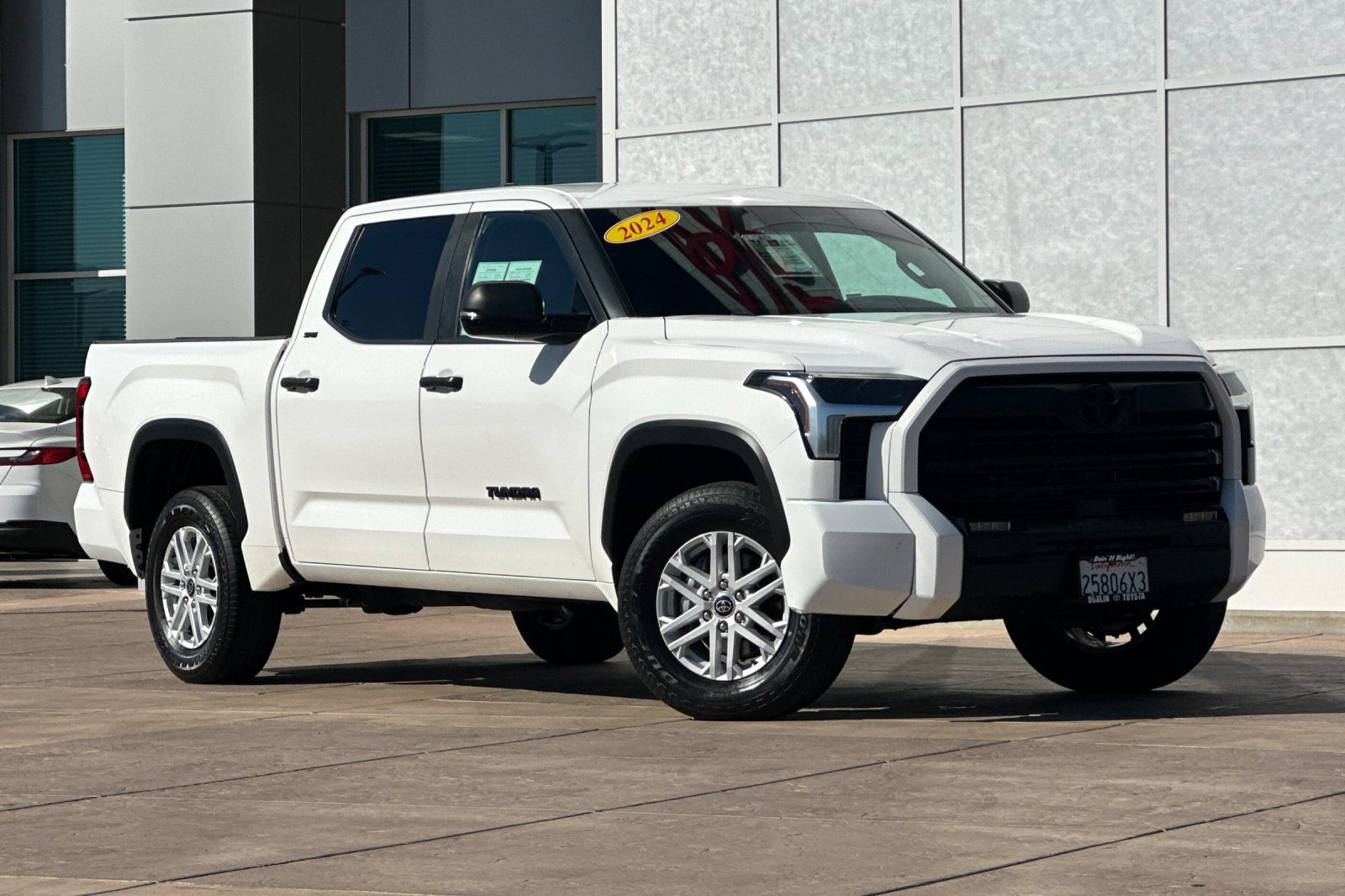Used 2024 Toyota Tundra SR5 w/ SR5 Convenience Package AWD/4WD image 2