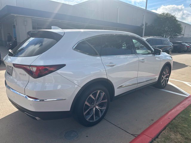 Used 2024 Acura MDX w/ Technology Package FWD image 4