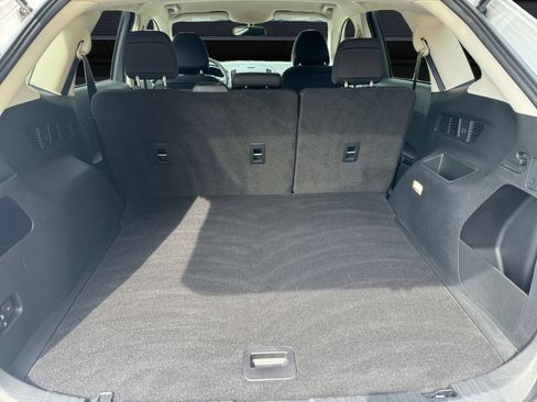 Used 2018 Ford Edge SEL FWD image 10