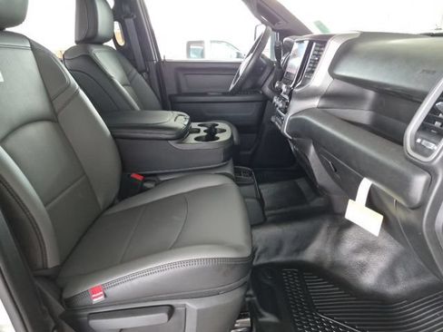 New 2026 RAM 2500 Tradesman w/ Chrome Appearance Group AWD/4WD image 16