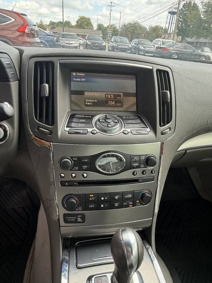 Used 2010 INFINITI G37 Journey w/ Premium Pkg RWD image 18