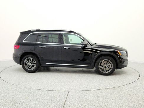 New 2026 Mercedes-Benz GLB 250 image 4