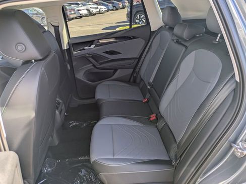 New 2026 Volkswagen Tiguan SE FWD image 15