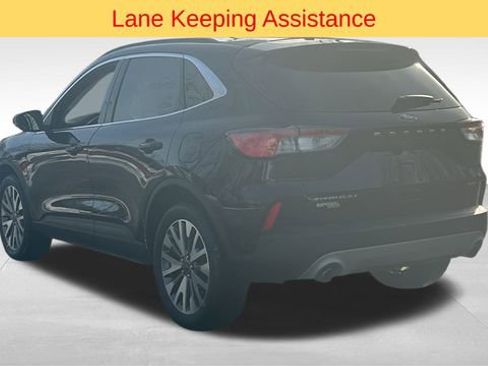 Used 2021 Ford Escape Titanium image 7