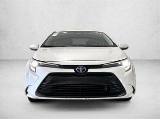 Used 2024 Toyota Corolla LE FWD video 3