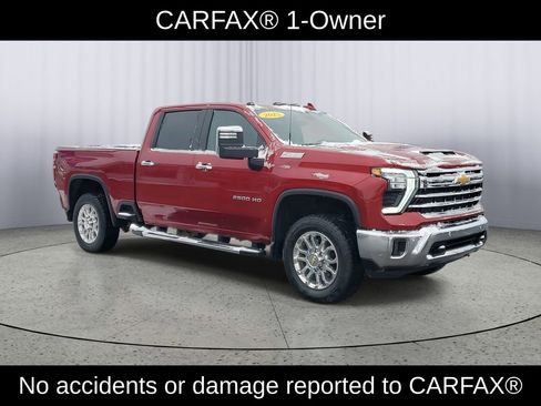 Used 2025 Chevrolet Silverado 2500 LTZ w/ LTZ Plus Package image 2