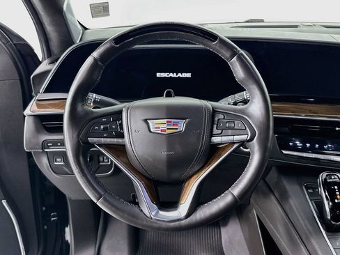 Used 2024 Cadillac Escalade ESV Premium Luxury Platinum AWD/4WD image 11