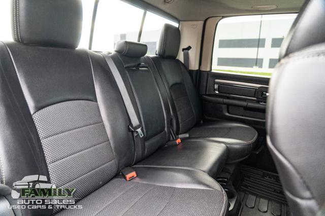 Used 2018 RAM 2500 Big Horn w/ Sport Appearance Group AWD/4WD image 30
