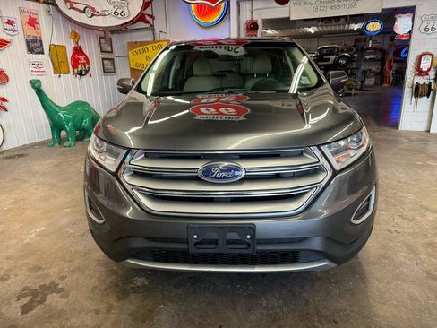Used 2018 Ford Edge SEL FWD image 8