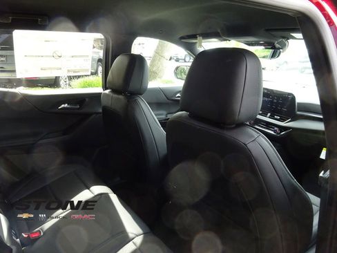 New 2026 Chevrolet Equinox LT w/ Convenience Package II image 21