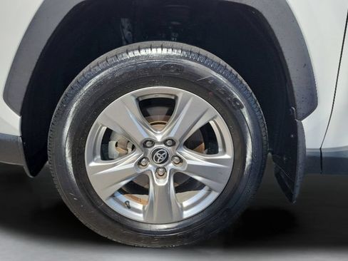Used 2024 Toyota RAV4 XLE w/ Convenience Package FWD image 26