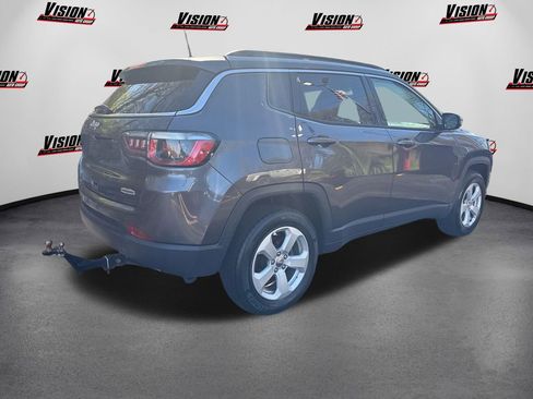 Used 2019 Jeep Compass Latitude AWD/4WD image 5