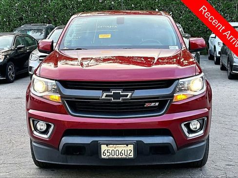 Used 2019 Chevrolet Colorado Z71 image 2