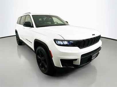 Used 2023 Jeep Grand Cherokee L Laredo