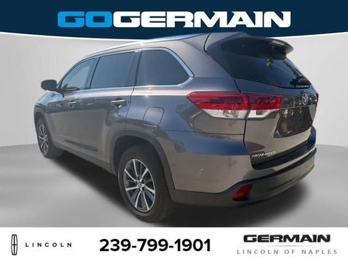Used 2019 Toyota Highlander XLE image 5