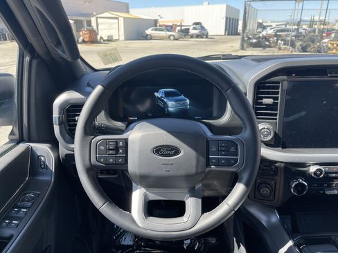 Used 2025 Ford F150 XLT w/ Equipment Group 302A MID image 21