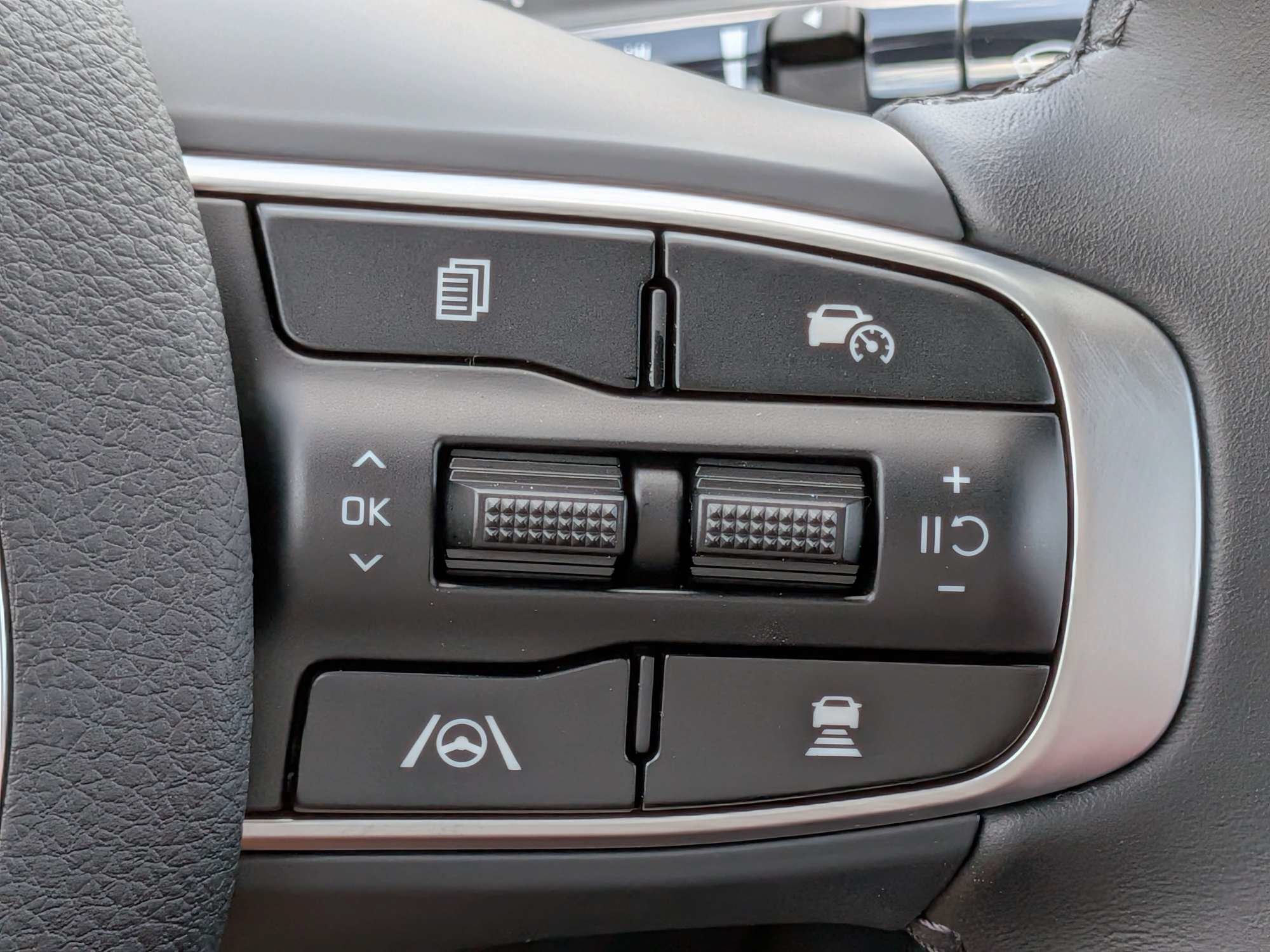 New 2026 Kia K5 GT-Line w/ GT-Line Red Interior Package FWD image 32