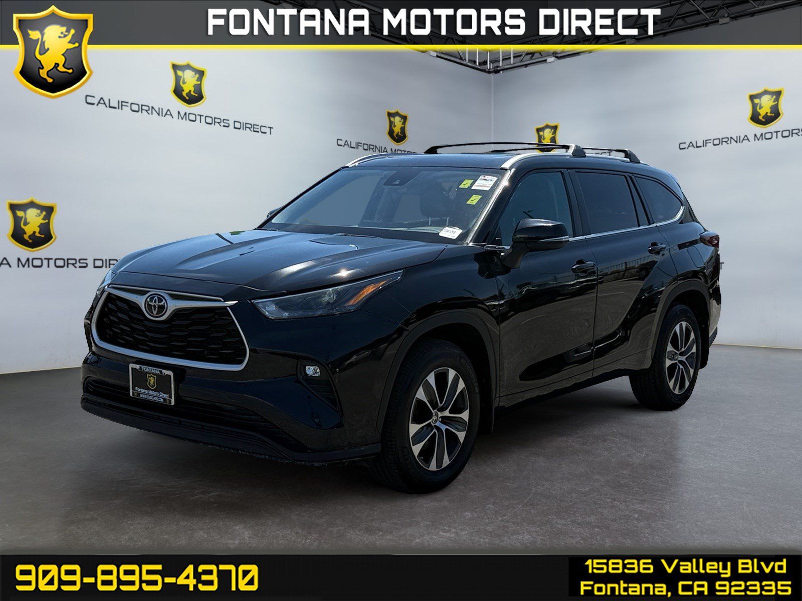 Used 2024 Toyota Highlander XLE FWD image 1