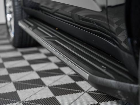 Used 2021 Chevrolet Tahoe LT w/ LT Signature Package image 20