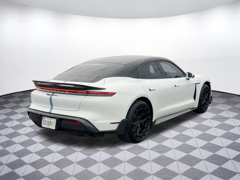 Used 2021 Porsche Taycan 4S w/ Premium Package image 9