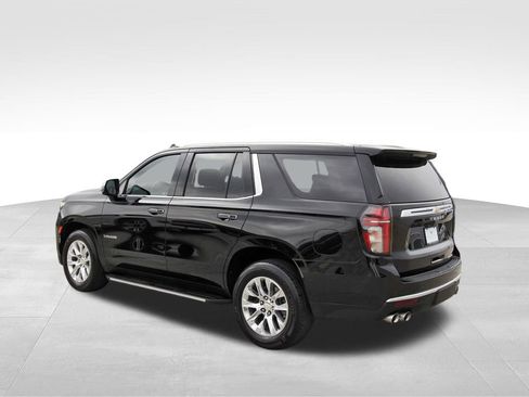 Used 2021 Chevrolet Tahoe Premier w/ Premium Package image 3