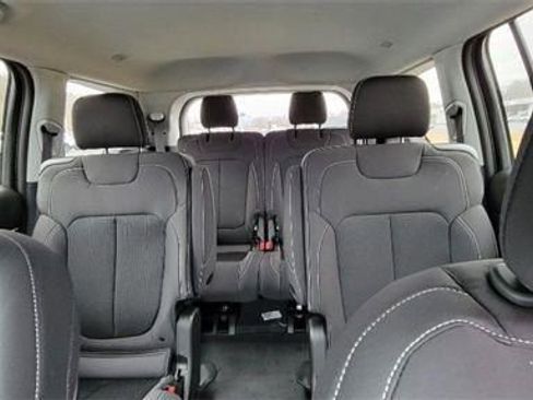 Used 2022 Jeep Grand Cherokee L Laredo w/ Luxury Tech Group I RWD image 13