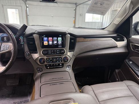 Used 2020 GMC Yukon XL Denali AWD/4WD image 27