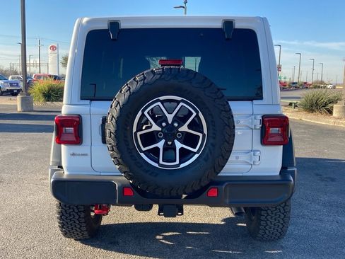 Used 2025 Jeep Wrangler Unlimited Rubicon image 5