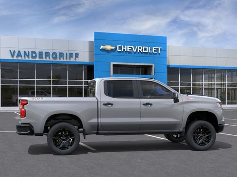 Used 2026 Chevrolet Silverado 1500 LT Trail Boss w/ LT Trail Boss Premium Package AWD/4WD image 5